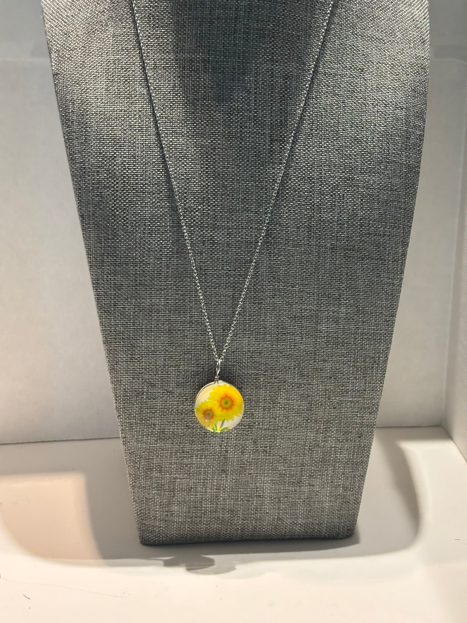 Sunlit Duo Necklace – A Celebration of Friendship and Light