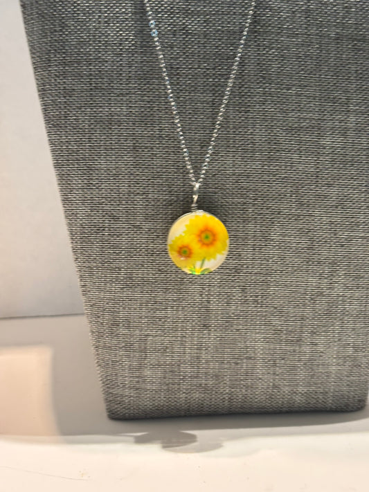 Sunlit Duo Necklace – A Celebration of Friendship and Light