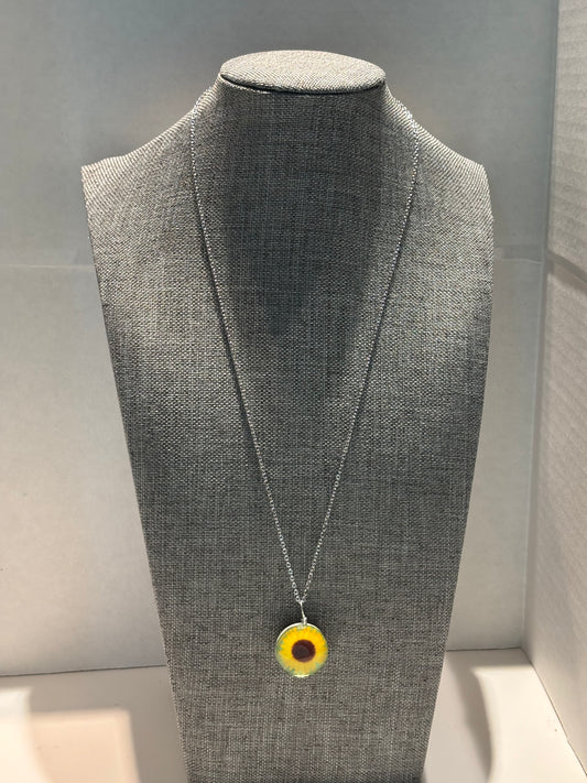 Sunflower Delight Necklace – Symbol of Joy and Positivity